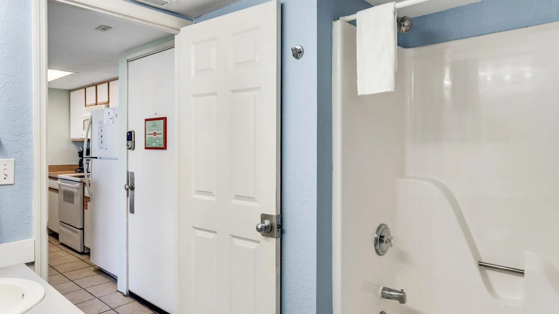 Sunrise Suites Paradise Escape #407 Key West Apartment