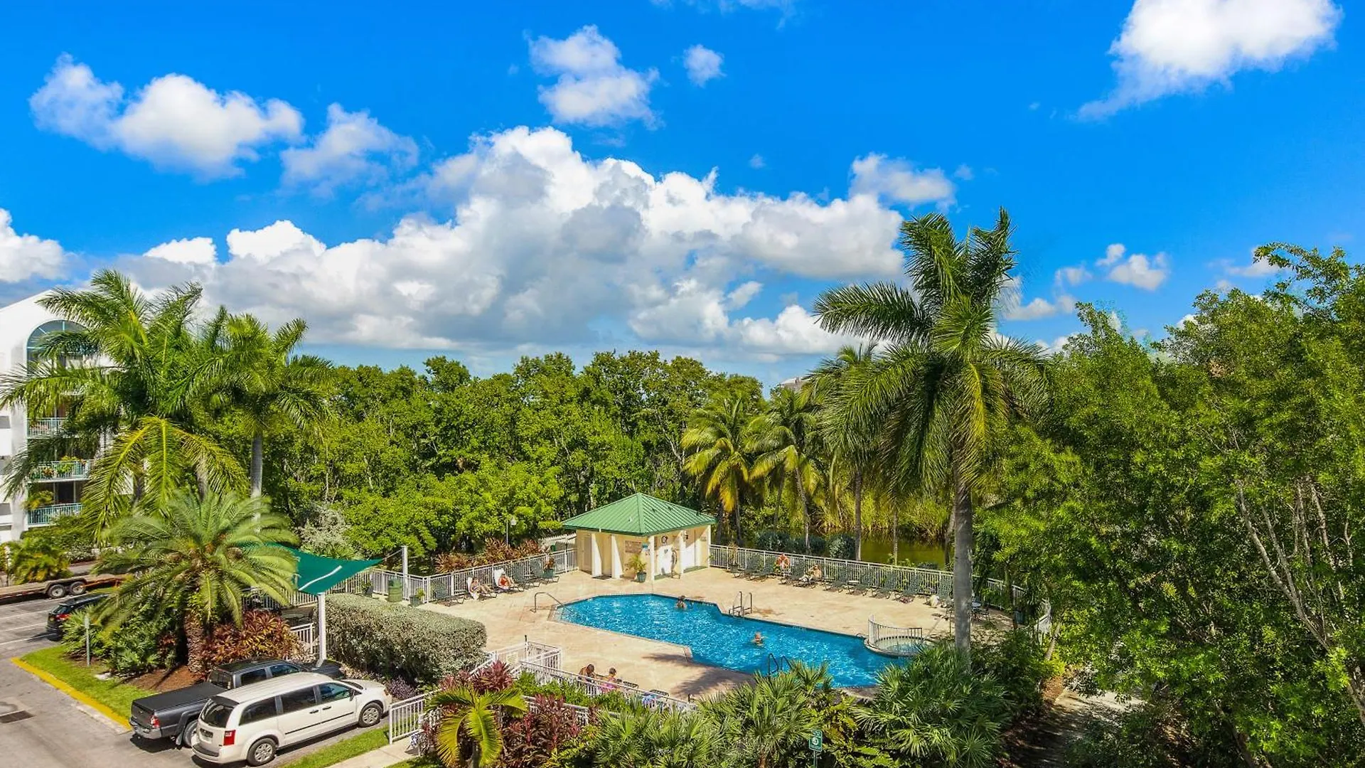 Apartment Sunrise Suites Paradise Escape #407 Key West