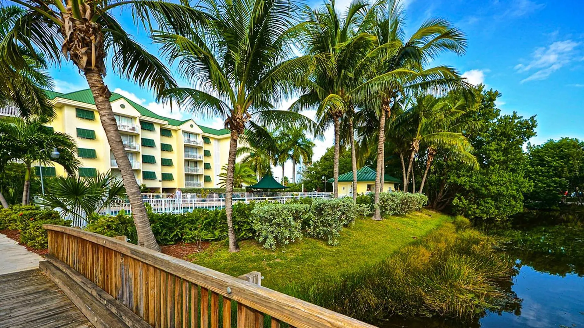 Sunrise Suites Paradise Escape #407 Key West