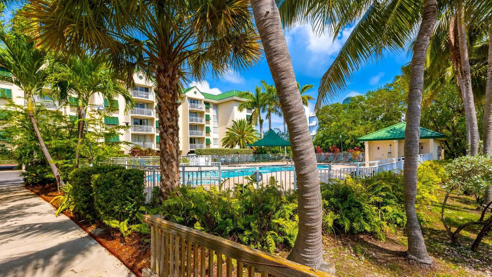 Sunrise Suites Paradise Escape #407 Key West