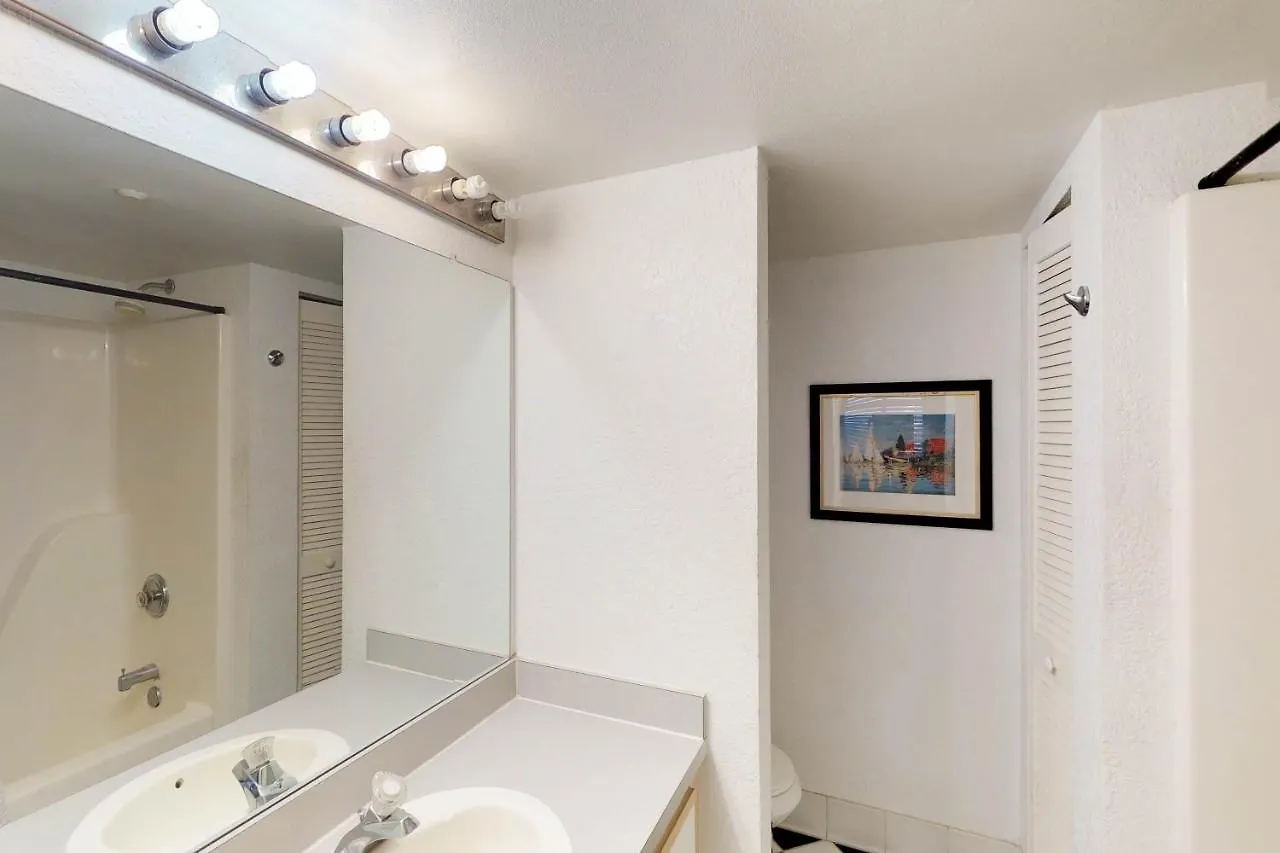 Apartment Sunrise Suites Paradise Escape #407 Key West